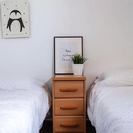 Apartamento A 50 Metros De La Playa, Luminoso Y Acogedor